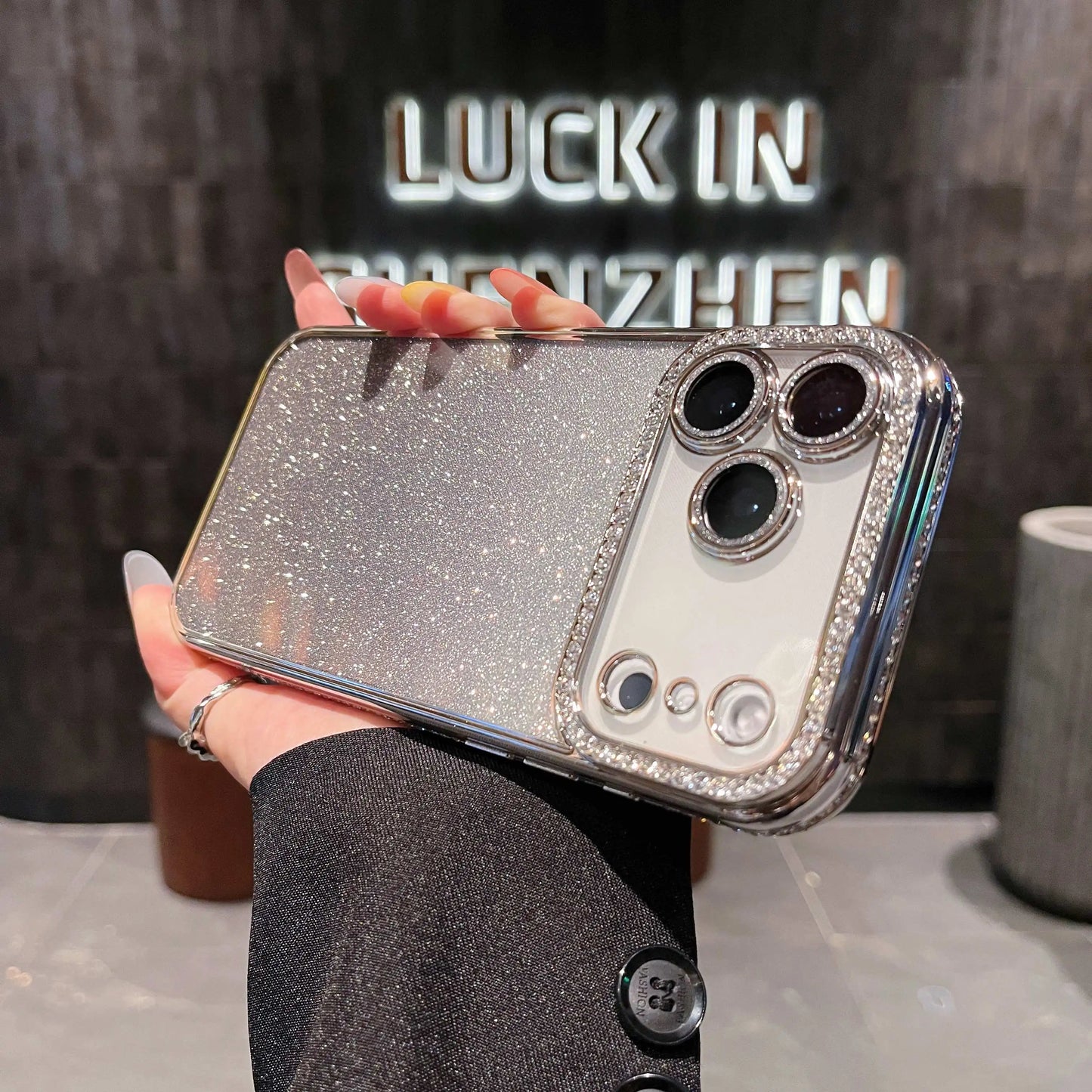 Fashion Diamond Glitter Phone Case For iPhone 17 Pro 17 Air 17 16 15 14 13 12 11 Pro Max Plus Shockproof Women Phone Protection