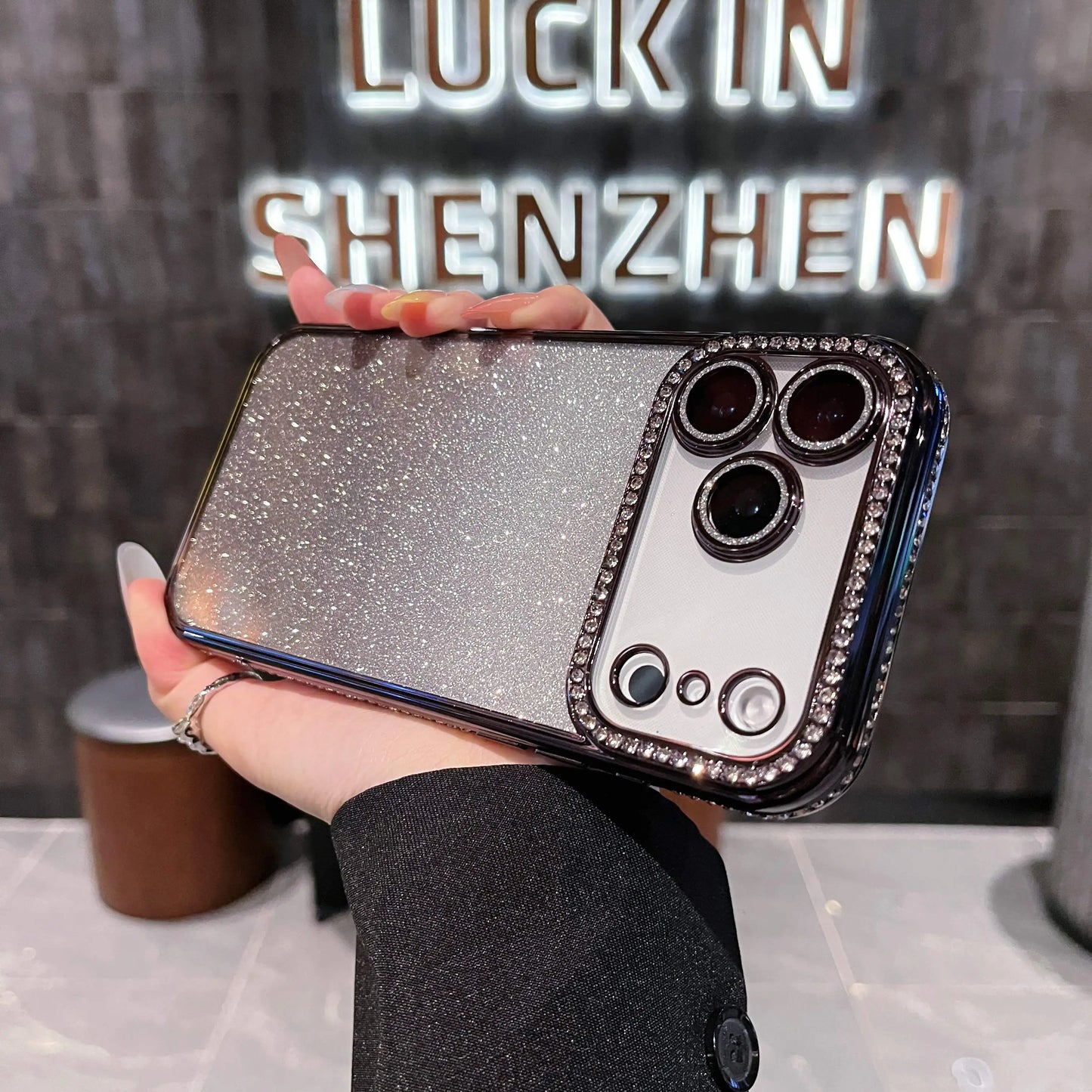 Fashion Diamond Glitter Phone Case For iPhone 17 Pro 17 Air 17 16 15 14 13 12 11 Pro Max Plus Shockproof Women Phone Protection